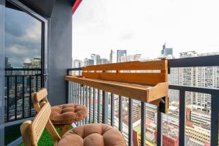 Modern Makati Condo with Balcony & Cityscape Views - 7