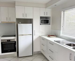 Beachfront Unit 5 at Sea Chalets, Sixth Avenue - 8