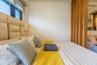 Modern Makati Condo with Balcony & Cityscape Views - 2