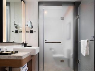 Hampton by Hilton Linyi Beicheng Center - 1