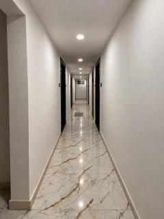 sappire the ganga view hotel - 1