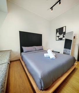 Danga Bay 2BR 2WR - Black Or White - Walk to Beach - 9