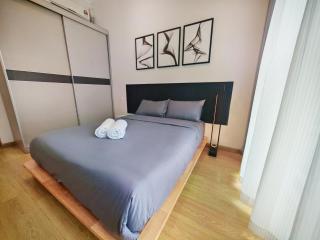 Danga Bay 2BR 2WR - Black Or White - Walk to Beach - 1