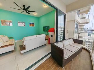 Playful 3BR family home at Kings Bay Country Garden - 0