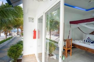 Blue Roof Beach Bungalow - 4