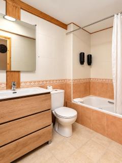 Las mejores vistas de Andorra en la Vall d'Incles 4-2, HUT-8006 - 2