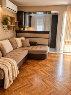 Teodora Apartment - Ruse - 1