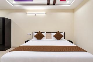 Hotel Kartikey Grand Luxury Rooms, Near Nexus Mall & Lullu Mall, Kukatpally - 4