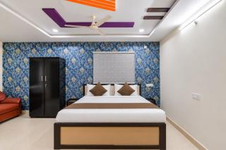Hotel Kartikey Grand Luxury Rooms, Near Nexus Mall & Lullu Mall, Kukatpally - 2