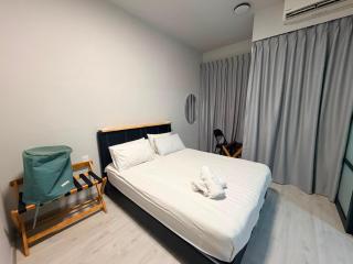 JQ ENTIRE FLOOR ONE FlOOR ALL YOURS By PICKNSTAY 1 unit 4 pax - 7