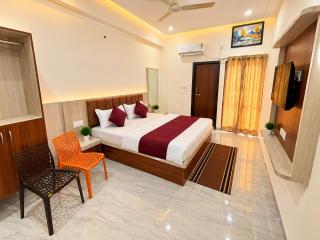 Hotel Shree Radhe Mohan And Resort - 4