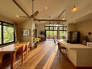 Blue Sky Garden Villa - 9