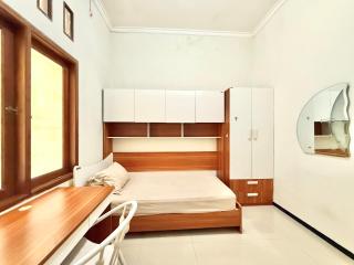 Cozy Male Only Private Room near UBAYA University South Surabaya by Le Ciel Stay - 1