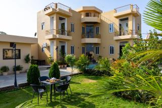 The Clay Villa - 9