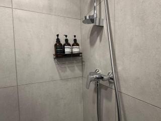 Lux studio with gym, kitchen and smart TV - 1
