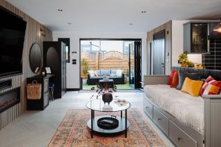 Luxury Hideaway Torquay Pet friendly - 6