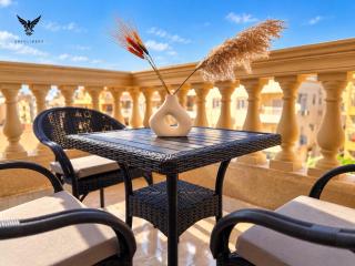SKY LOUNGE by BC residence - 2