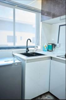 Ikeja GRA Royal Sky Suites - 2