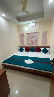 Hotel Shree Balaji Palace - 8