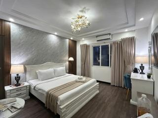 Stellar Signature Hotel - 5