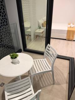 M Suites The Luxe Stay - Engomi - 3