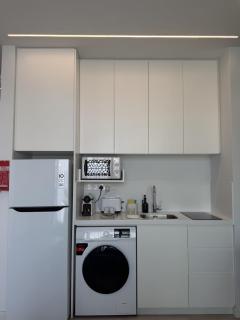 M Suites The Luxe Stay - Engomi - 5