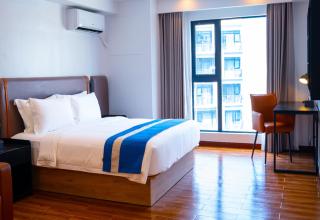 Sunday W9 Hotel And Resorts Manila Near NAIA Airport - 2