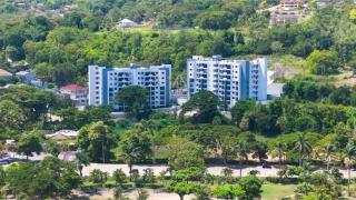 Sol Harbour Premium Apartments 5mins to the beach - 9