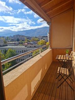 Kalo Apart - 2