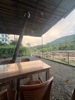 Lal Rachan Riverside Homestay - 4