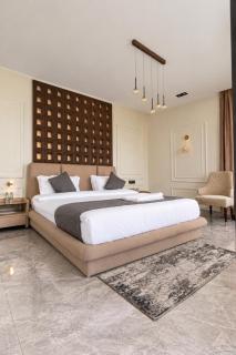 The Luxury Penthouse - 6
