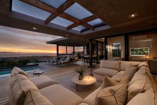 Moon Tide Villa - Luxe 4BD Pool & Ocean Views - 0