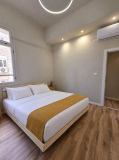 Stone House - 2BD - 6 PPL - Shookroon Group - 9