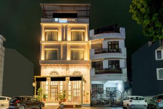 Treebo Premium Vedic Stays Near High Court - 9