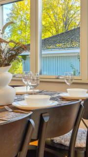 2BR Scandinavian Villa 20 Min to Stockholm - 4
