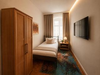 Beenie Apartment - 8