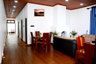 Golden Swan Villa - 9