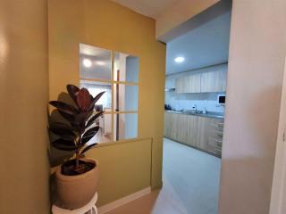 Spacious house,4BR - self checkin - 2 parking lots - 5