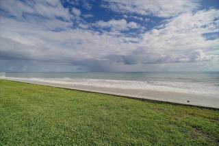 Oceanfront Condo in Satellite Beach w/ Pool - 9