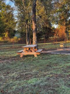 Springhill Farm House Resort - 5