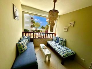Apartamentos Frente Al Mar Con - Zona De Playa Privada - Área Social Frente A La Playa - Piscina, Gazebo, BBQ, Vistas Expectaculares, Atardeceres De Ensueño, WIFI, Parqueo - Opciones De 2 y 3 Habitaciones - 4