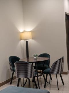 Premium 1BHK Green Velvet Suite with Pool Access - 4