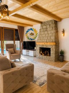 Villa Elita - Private Pool & Jacuzzi - 3