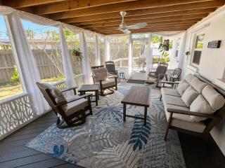 Clearwater Oasis Private Pool 5mi from Beach - 5