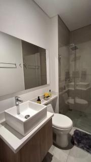 WJ Towers - Modern Bay Apartasuite - 2