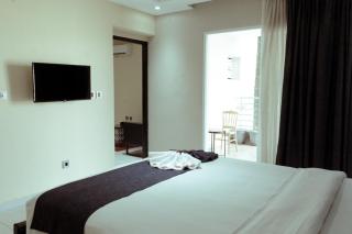 BNB Hotel Spa - 8