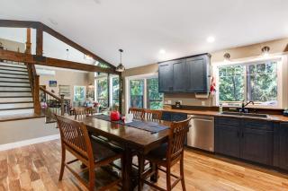 The Classy Cabin - 2