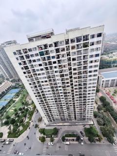 Luxury Apartment with Balcony - 9