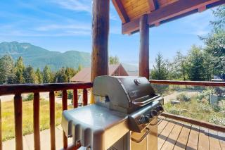 Log Cabin Luxury - 8