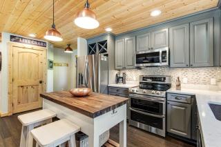 Evergreen Grove - 2